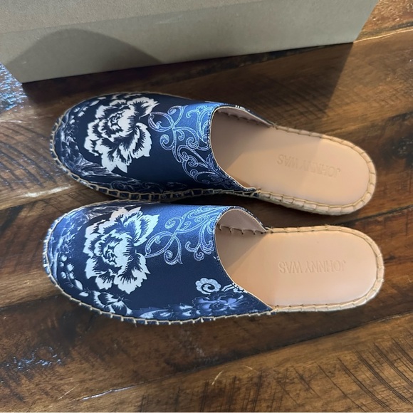 Johnny Was Olivia Printed Espadrille Mules Navy Floral Slip-On Shoes Size 7.5 - Picture 7 of 7